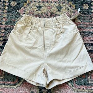 H&M khaki elastic waist band short